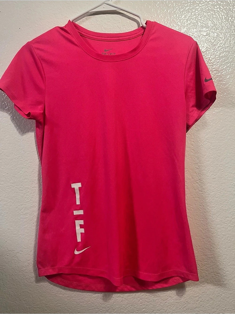 Nike Total 90 Dri-FIT Short-Sleeve Jersey Pink